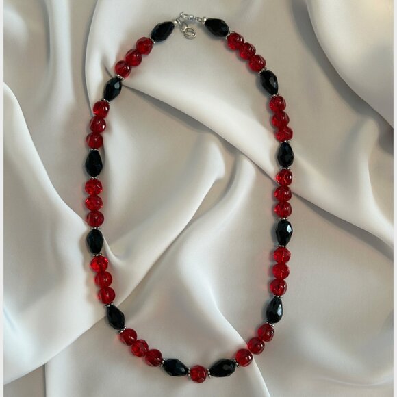 Ruby Red & Black Bead Necklace - Picture 3 of 3